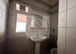 Bathroom image for: Villa - 5 bedrooms - 6 bathrooms for rent in Sas Al Nakheel Village - Sas Al Nakheel - Abu Dhabi, Image 1