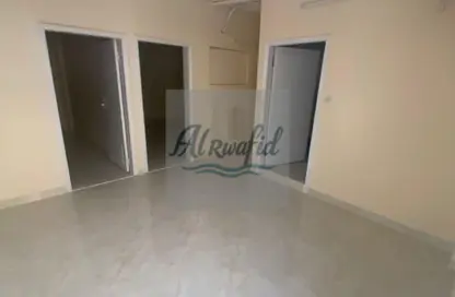 Labor Camp - Studio - 7+ Bathrooms for rent in Al Jurf Industrial 2 - Al Jurf Industrial - Ajman