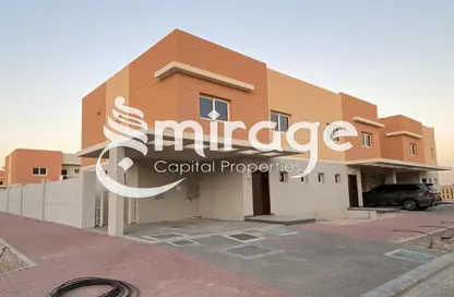 Villa - 3 Bedrooms - 4 Bathrooms for rent in Manazel Al Reef 2 - Al Samha - Abu Dhabi