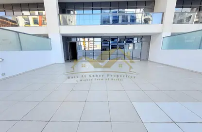 Apartment - 1 Bedroom - 2 Bathrooms for rent in Jumeirah Garden City - Al Satwa - Dubai