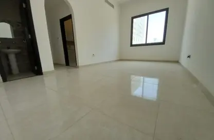 شقة - غرفة نوم - 2 حمامات للايجار في فلل الروضة 2 - 2  الروضة - الروضة - عجمان