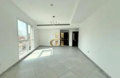 شقة - 2 غرف نوم - 4 حمامات للايجار في B بناية صالح بن لاحج بلوك - بناية صالح بن لاحج - قرية الجميرا سركل - دبي شقة - 2 غرف نوم - 4 حمامات للايجار في B بناية صالح بن لاحج بلوك - بناية صالح بن لاحج - قرية الجميرا سركل - دبي