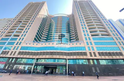 Apartment - 3 Bedrooms - 4 Bathrooms for rent in Al Jazeera Towers - Hamdan Street - Abu Dhabi