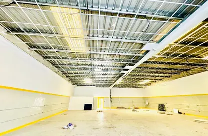Warehouse - Studio for sale in Phase 1 - Dubai Investment Park (DIP) - Dubai