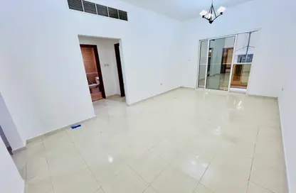 Apartment - 1 Bedroom - 2 Bathrooms for rent in Muwaileh 29 Building - Muwaileh - Sharjah