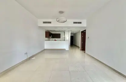 Apartment - 1 Bedroom - 2 Bathrooms for rent in Elysium 1 - Jumeirah Garden City - Al Satwa - Dubai