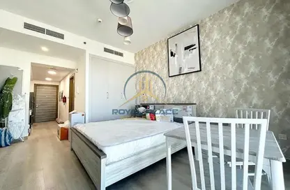 شقة - 1 حمام للايجار في بلوم تاورز بي - ابراج بلووم - الضاحية 10 - قرية جميرا الدائرية - دبي