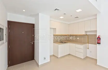 Apartment - 1 Bedroom - 1 Bathroom for sale in Hayat Boulevard-2A - Hayat Boulevard - Town Square - Dubai