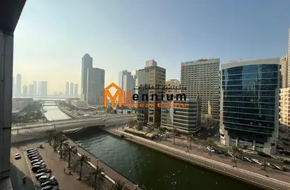 شقة - 3 غرف نوم - 2 حمامات للبيع في برج الملكة - القصباء - الشارقة