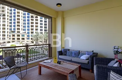 Apartment - 2 Bedrooms - 4 Bathrooms for sale in Marina Residences 6 - Marina Residences - Palm Jumeirah - Dubai