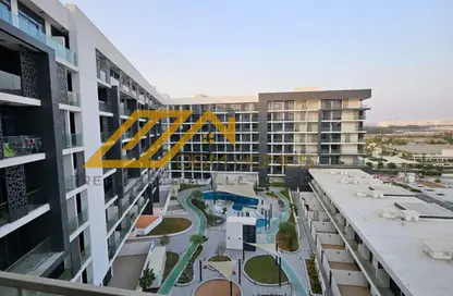 Apartment - 3 Bedrooms - 4 Bathrooms for rent in The Gate - Masdar City - Abu Dhabi