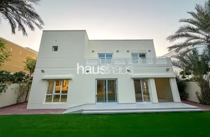 Villa - 5 Bedrooms - 6 Bathrooms for rent in Meadows 2 - Meadows - Dubai