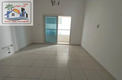 Apartment - 1 Bedroom - 2 Bathrooms for rent in Dar Al Majaz - Jamal Abdul Nasser Street - Al Majaz - Sharjah
