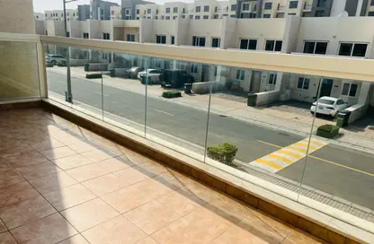 تاون هاوس - 3 غرف نوم - 4 حمامات للايجار في قرية ورسان - المدينة الدولية - دبي