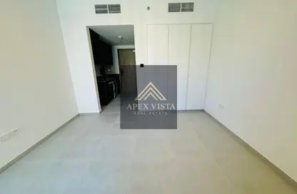 Apartment - Studio - 1 Bathroom for rent in Tiraz 3 - Aljada - Sharjah