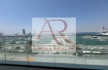 Apartment - 2 Bedrooms - 2 Bathrooms for sale in Seagate - Mina Rashid - Dubai