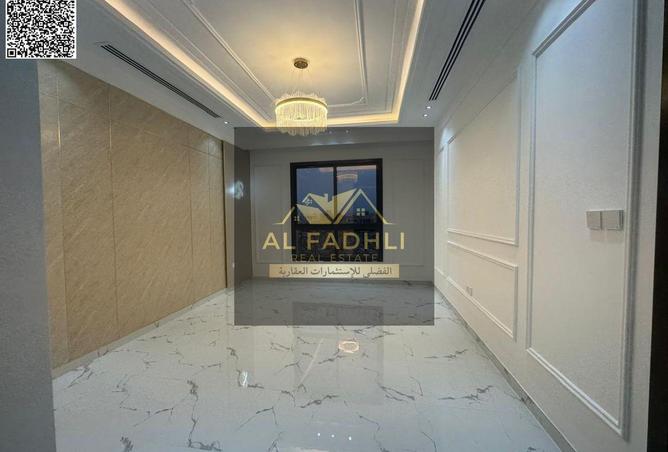 15388000 - Property Image 3