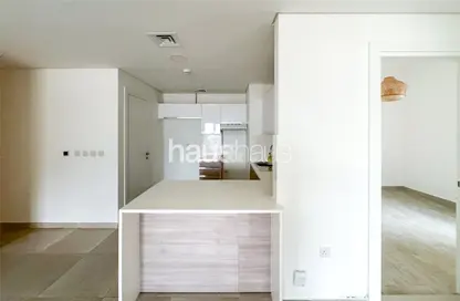 شقة - غرفة نوم - 2 حمامات للايجار في برج الأندلس بي - الأندلس - منطقة الجولف بالجميرا - دبي