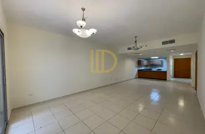 شقة - غرفة نوم - 2 حمامات للايجار في مابل 2 - حدائق الإمارات 2 - قرية الجميرا سركل - دبي