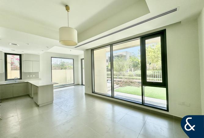 14457000 - Property Image 3