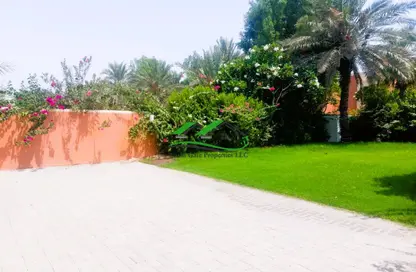 فيلا - 5 غرف نوم - 6 حمامات للايجار في قرية المانجروف - ربدان - أبوظبي