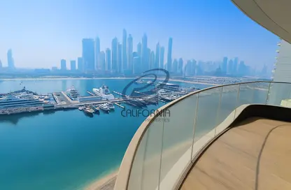 Apartment - 2 Bedrooms - 2 Bathrooms for rent in Palace Beach Residence - EMAAR Beachfront - Dubai Harbour - Dubai