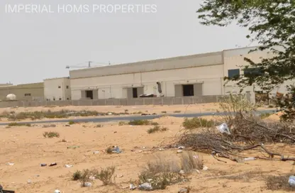 أرض - استوديو للبيع في أم الثعوب - أم القيوين