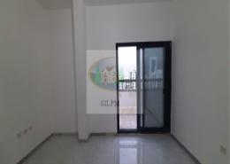 صورةغرفة فارغة لـ: بنتهاوس - 2 غرف نوم - 2 حمامات للكراء في المشرف - أبوظبي, صورة 1