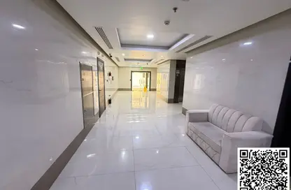 شقة - 2 غرف نوم - 3 حمامات للبيع في قرية الاميرة - الياسمين - عجمان