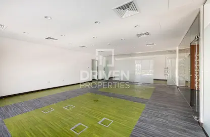 مكتب - استوديو للايجار في بزنس بارك مبنى 2 - إعمار بزنس بارك - شارع الشيخ زايد - دبي