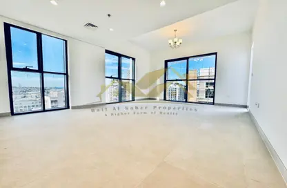 Apartment - 1 Bedroom - 2 Bathrooms for rent in Jumeirah Garden City - Al Satwa - Dubai