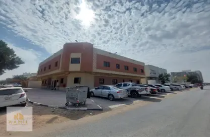 عمارة بالكامل - استوديو - 8 حمامات للبيع في 3 المويهات - المويهات - عجمان