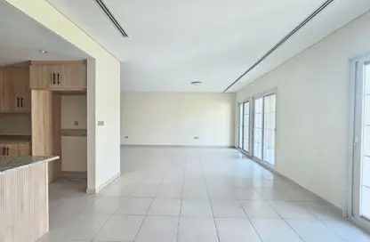 Townhouse - 3 Bedrooms - 4 Bathrooms for rent in Nakheel Townhouses - Jumeirah Village Circle - Dubai