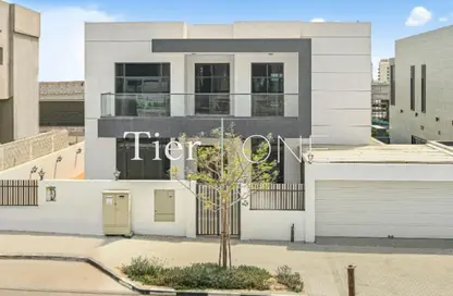 Villa - 5 Bedrooms - 6 Bathrooms for sale in Al Furjan West - Al Furjan - Dubai