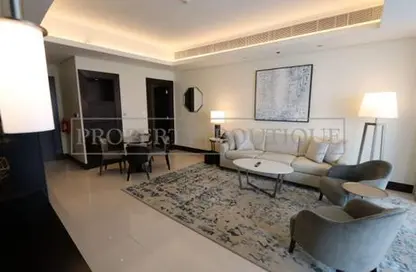 صورة لـ غرفة المعيشة شقة - غرفة نوم - 2 حمامات للبيع في فندق برج ليك - العنوان داون تاون - دبي وسط المدينة - دبي ، صورة رقم 1