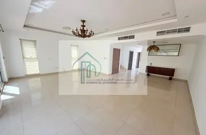 تاون هاوس - 3 غرف نوم - 4 حمامات للايجار في قرية ورسان - المدينة الدولية - دبي