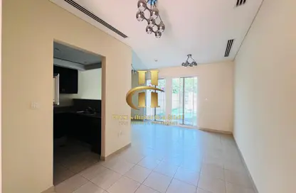 Townhouse - 1 Bedroom - 2 Bathrooms for rent in Nakheel Townhouses - Jumeirah Village Circle - Dubai