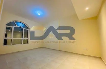 Apartment - 3 Bedrooms - 3 Bathrooms for rent in Shabiya 9 - Shabiya - Mussafah - Abu Dhabi