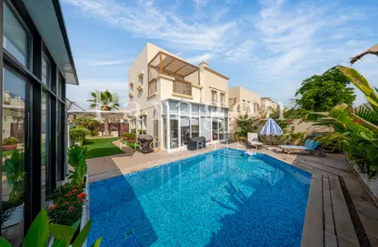 فيلا - 2 غرف نوم - 3 حمامات للبيع في الينابيع 5 - الينابيع - دبي