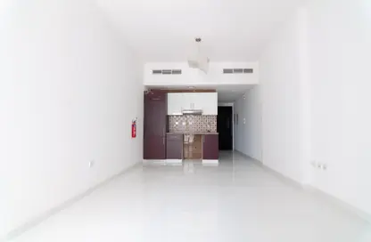Apartment - 1 Bathroom for rent in Sondos DLR 1 - Dubai Land - Dubai
