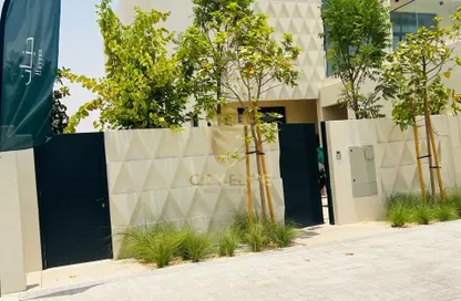 Townhouse - 2 Bedrooms - 4 Bathrooms for sale in Hayyan - Sharjah