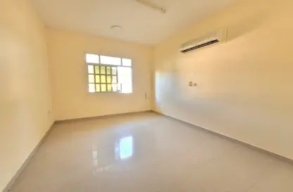 Empty Room image for: Half Floor - Studio for rent in Slemi - Al Jimi - Al Ain, Image 1
