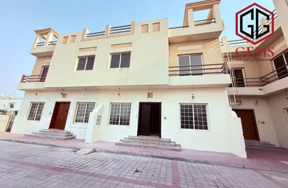 Villa - 4 Bedrooms - 5 Bathrooms for rent in Mirdif Villas - Mirdif - Dubai
