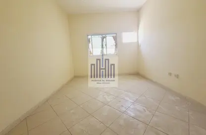 Apartment - 2 Bedrooms - 1 Bathroom for rent in Fire Station Road - Muwaileh - Sharjah