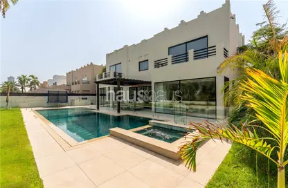Villa - 6 Bedrooms - 7 Bathrooms for sale in Hattan 1 - Hattan - The Lakes - Dubai