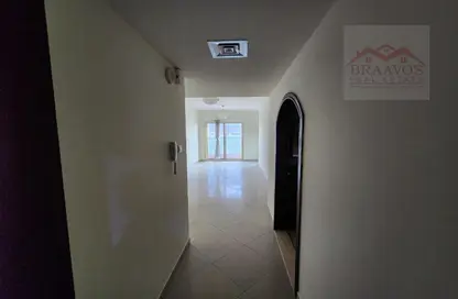 Apartment - 1 Bathroom for rent in Icon Tower 2 - Lake Almas West - Jumeirah Lake Towers - Dubai