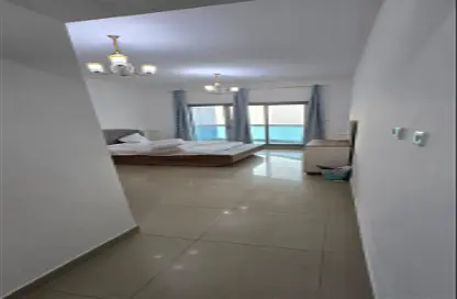 Apartment - 2 Bedrooms - 3 Bathrooms for rent in Ajman Corniche Residences - Ajman Corniche Road - Ajman