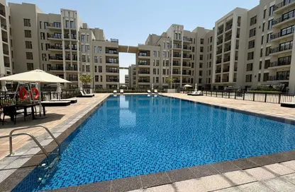 Apartment - 1 Bedroom - 1 Bathroom for rent in Hayat Boulevard-1A - Hayat Boulevard - Town Square - Dubai