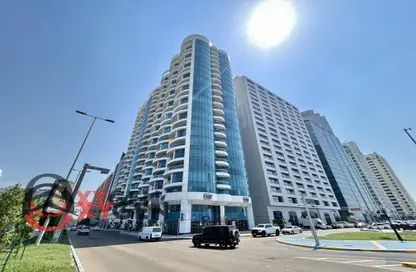 Apartment - 3 Bedrooms - 5 Bathrooms for rent in Bel Ghailam Tower - Corniche Road - Abu Dhabi