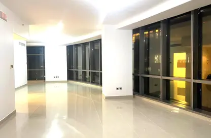 Apartment - 3 Bedrooms - 4 Bathrooms for rent in Etihad Towers - Corniche Road - Abu Dhabi